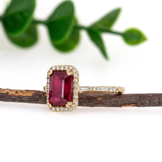 Timeless 2.6cts Madagascar Ruby & Diamond Halo Ring in 14k Solid Gold | Em 9x7mm, Size 6.75 For Sale - Image 4 of 7