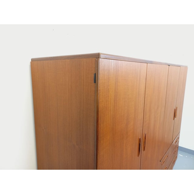 Vintage Scandinavian Teak Wardrobe, 1960s For Sale - Image 3 of 18