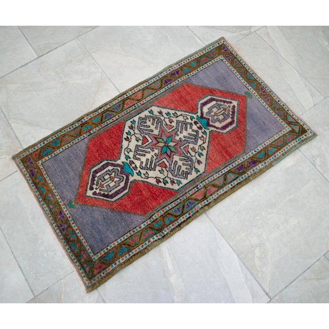 1970s Hand Made Mat Small Turkish Rug Kitchen Decor - 1′9″ × 3′ For Sale - Image 12 of 13