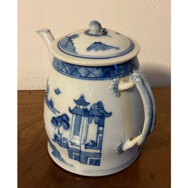 Chinoiserie Antique 19th Century Chinese Export Blue & White Canton Porcelain Tea Pot For Sale - Image 3 of 12
