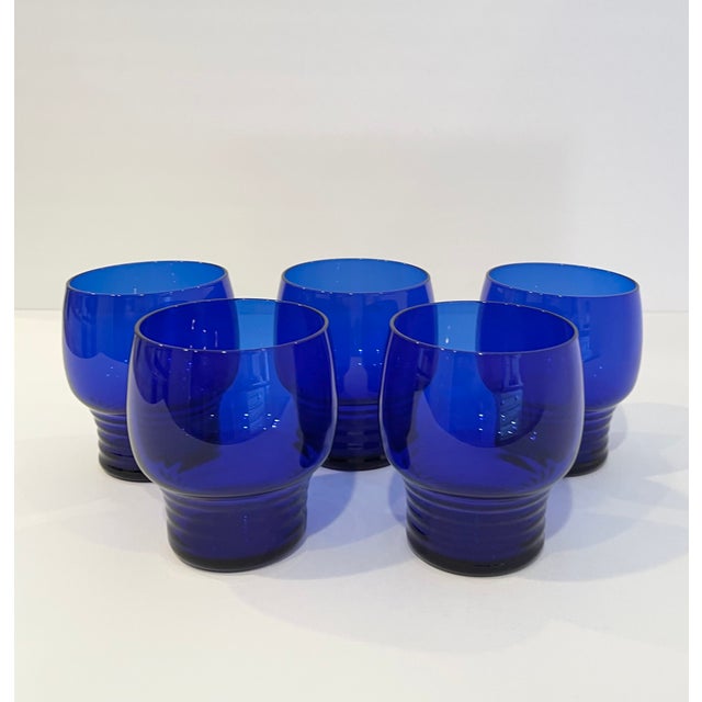 Blue 1930s Hollywood Regency Cobalt Blue Tumblers Barware- Set of 5 For Sale - Image 8 of 12