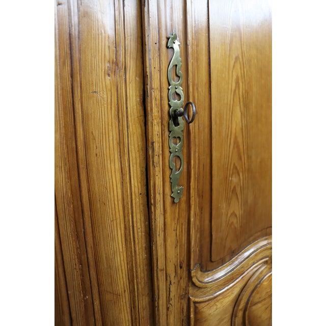 18th Century French Provincial Pine Linen Press Cabinet For Sale - Image 13 of 13