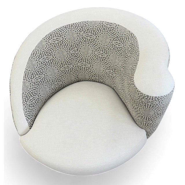 Vladimir Kagan for Lazar Nautilus Swivel Chairs, a Pair For Sale - Image 10 of 16