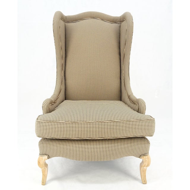 Heritage-Henredon 1970s Tall Back French Provincial Cabriole Legs White Wash Finish Legs Wing ArmChair For Sale - Image 4 of 8