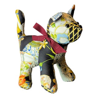 Gucci Chinoiserie Temple Jar Vintage Silk Scarf Charming Kitten For Sale