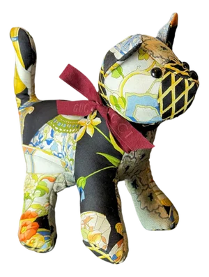 Gucci Chinoiserie Temple Jar Vintage Silk Scarf Charming Kitten