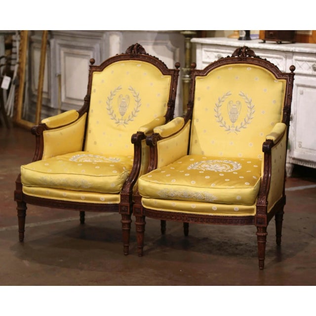 Late 19th Century 19th Century French Louis XVI Walnut Bergères With Carved Eagle Crest For Sale - Image 5 of 12