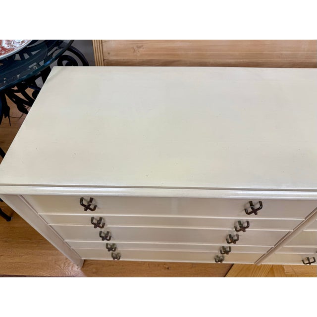 Paul Frankl for Johnson Furniture Ivory Lacquer 10 Drawer Dresser With X-Pull Hardware For Sale In New York - Image 6 of 10