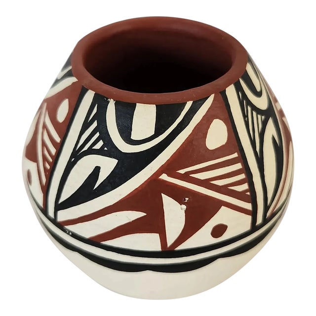 VintageJemez Pueblo Polychrome Pot Signed by r.n. Toya For Sale