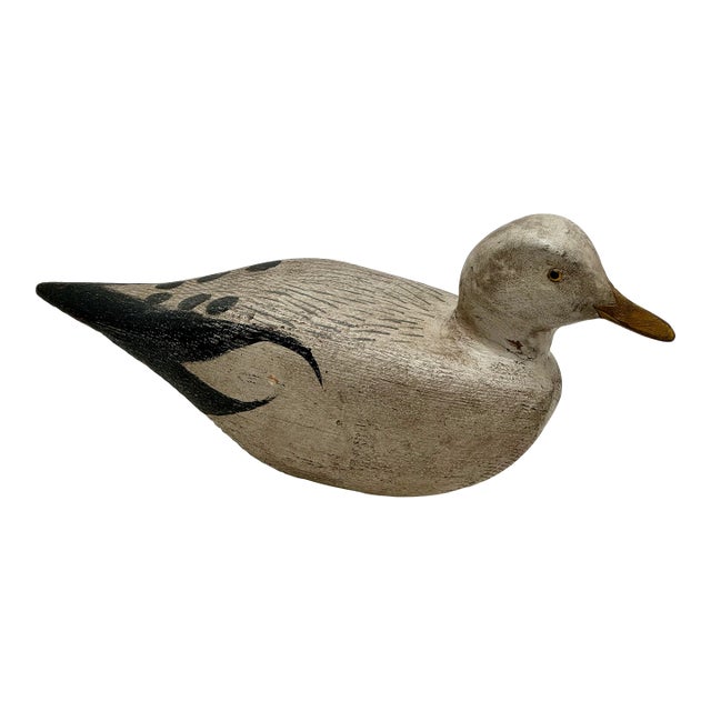 Vintage Large Size Beautifully Hand Made - Carved & Painted Wood Seagull Decoy With Realistic Glass Eyes For Sale