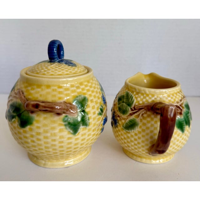 Late 20th Century Vintage Tiffany & Co. Blackberries Majolica Sugar Bowl & Creamer Set For Sale - Image 5 of 12