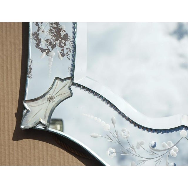 Gold Antique Venetian Etched Glass Heart Shaped Wall Mirror, Italy, 1910s For Sale - Image 8 of 18