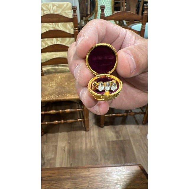 2020s Ornate Red & Gold Fabergé Egg Trinket Box For Sale - Image 5 of 8