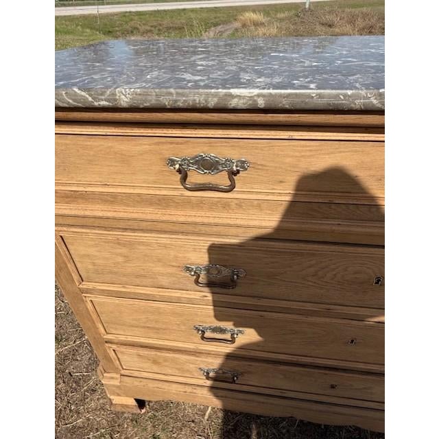 19th Century French Solid Oak Bleached Marble Top Chest of Drawer / Commodes For Sale - Image 6 of 17