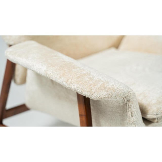 Model 849 Armchairs attributed to Gianfranco Frattini for Cassina, 1960s, Set of 2 For Sale - Image 14 of 18