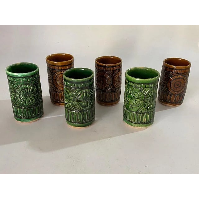 Brown Cups in Brown & Green Ceramic, France, 1970s, Set of 5 For Sale - Image 8 of 11