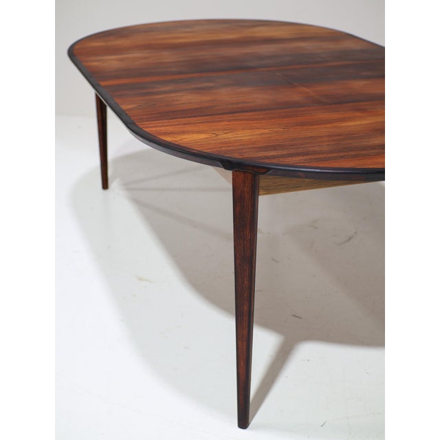 Round Extendable Dining Table in Rosewood by Henry Rosengren Hansen for Brande Møbelindustri, 1960s For Sale - Image 18 of 18