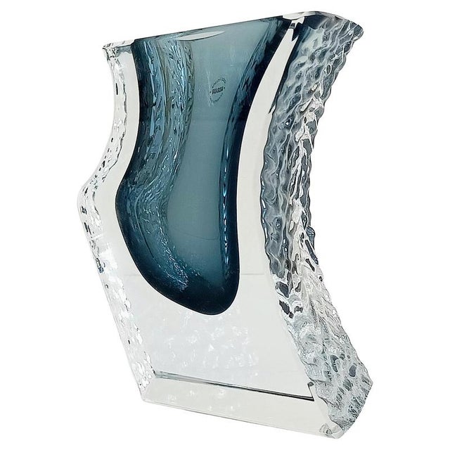 Midcentury Modern Murano Glass Textured Side Vase by Mandruzzato, Italy, 1970s For Sale - Image 10 of 10