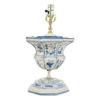 Vintage Hand-Painted Dutch Blue and White Tile-Style Metal Table Lamp - Octagonal Urn With Pastoral Scenes For Sale