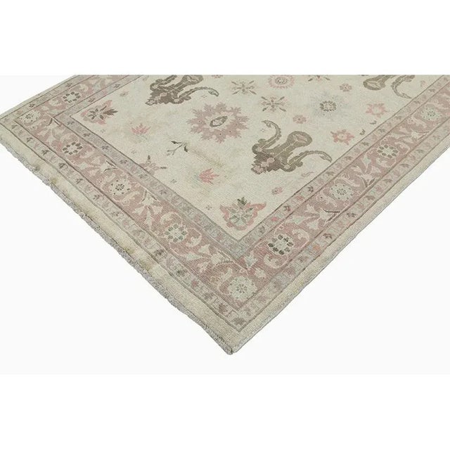 Traditional 1960s Vintage Tabriz Rug For Sale - Image 3 of 9