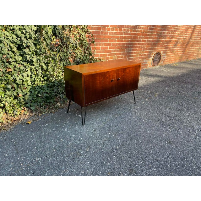 1960s Mid Century Danish Teak Media & Vinyl Record Cabinet For Sale - Image 9 of 10