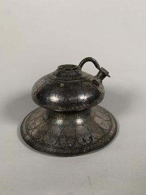 “Huqqa” Hookah Base With “Bidri” Decor India Deccan 18th Century
