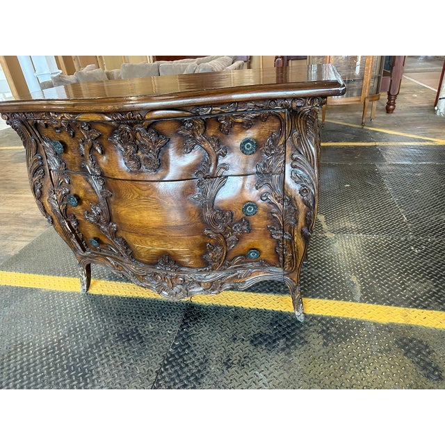 Antique Carved Bombe Chest – Ornate Rococo‑Style Dresser With Curved Front & Floral Relief For Sale - Image 9 of 12