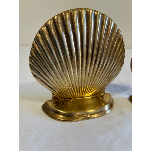 Mid 20th Century Vintage Brass Scallop Seashell Bookends, Pair For Sale - Image 5 of 6