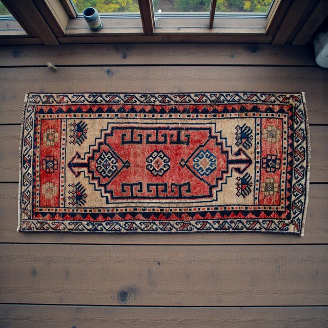 Farmhouse 1970s Vintage Hand Knotted Small Rug For Sale - Image 3 of 13