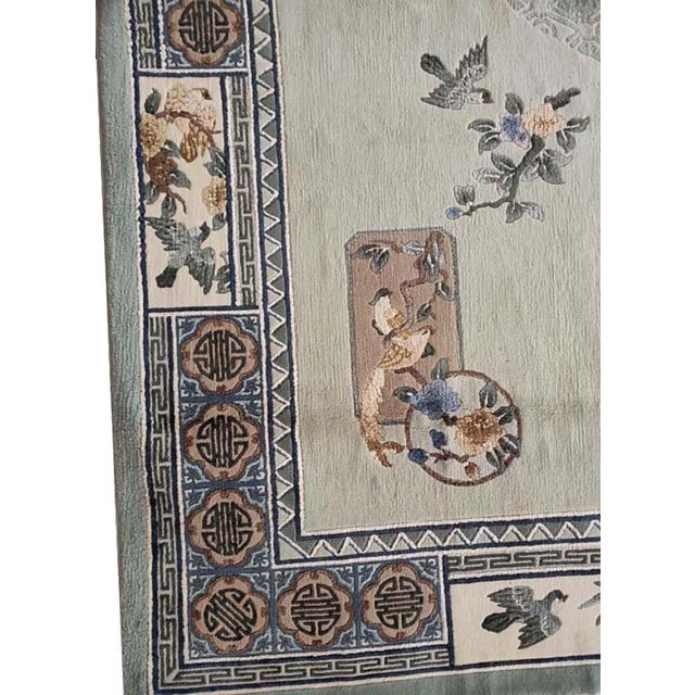 Chinese 1980s Gray Floral Medallion Vintage Chinese Silk Rug 8'2" X 10'2" Handknotted Wool Carpet For Sale - Image 3 of 5