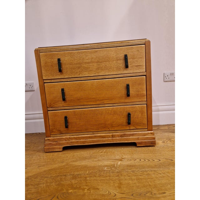 Wood Art Deco Oak Chest of Drawers, 1930s For Sale - Image 7 of 17