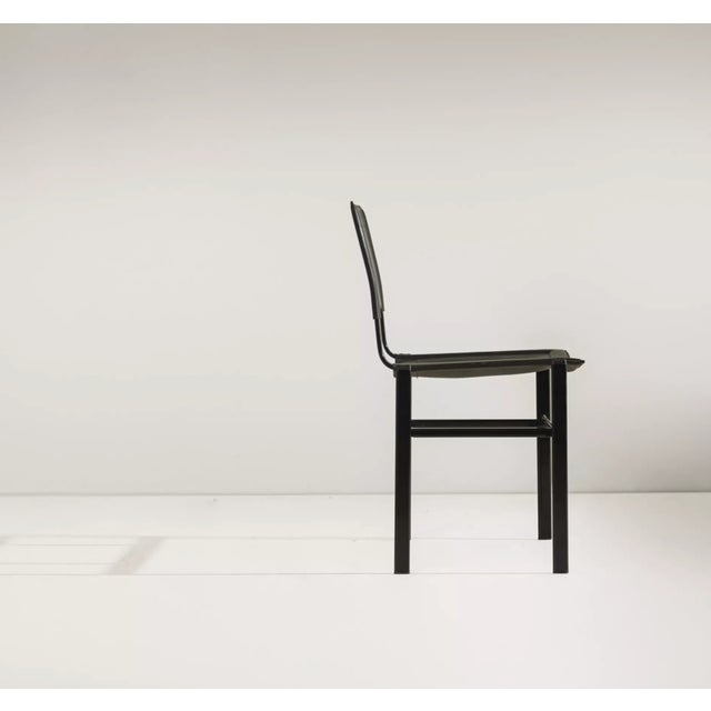This set of six postmodern Italian design chairs by Cidue from the 1980s is in good vintage condition. Measuring 81 x 50 x...