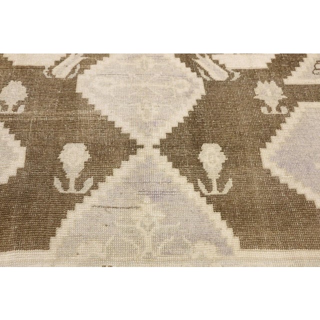 Mid 20th Century Vintage Turkish Oushak Rug - 04'08 X 08'07 For Sale - Image 5 of 8