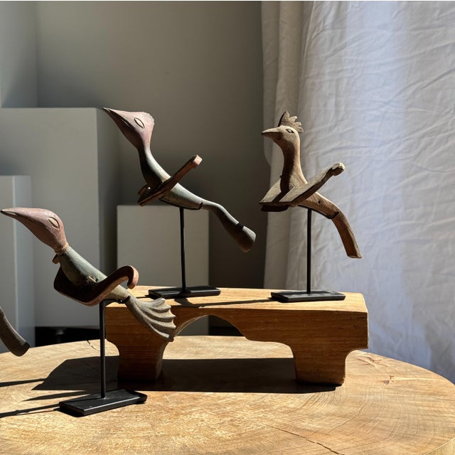 Traditional Indonesian Decorative Wooden Bird on a Base with a Crest and Rounded Wings For Sale - Image 6 of 16