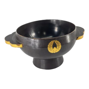 Japanese Lacquer Centerpiece Bowl With Kamon