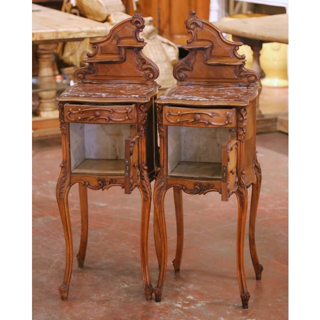 Wood Pair of Early 20th Century French Louis XV Walnut Nightstands With Marble Tops For Sale - Image 7 of 13