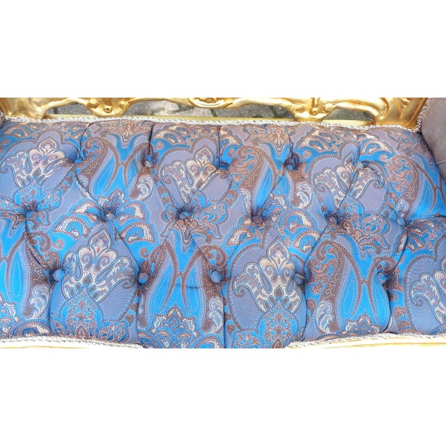 Wood 1980s French Louis XVI Settee in Gilded Beech, Blue Damask & Tan Velvet For Sale - Image 7 of 12