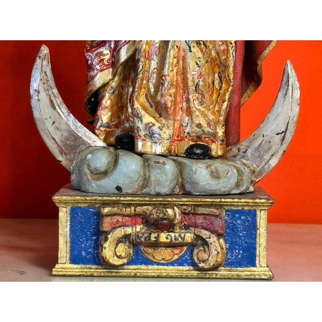 Baroque Virgin of the Immaculate Conception in Polychrome and Gilded Wood, 17th Century For Sale - Image 4 of 11