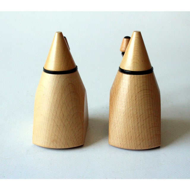 Mid Century Design Salt and Pepper Shaker by Zassenhaus For Sale - Image 4 of 6