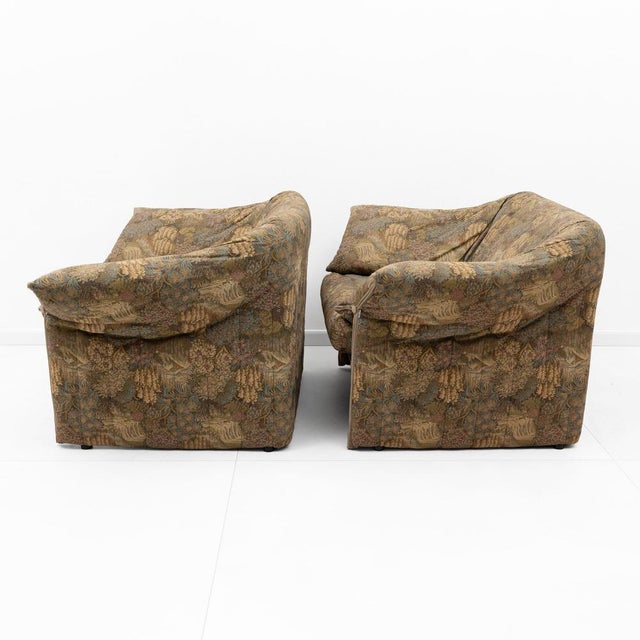 Mid-Century Modern Jacquard Fabric Chairs by Mario Bellini for B&B Italia, 1970, Set of 2 For Sale - Image 3 of 11