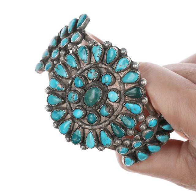 6.75" c1940's Zuni Cluster turquoise and silver cuff bracelet For Sale - Image 4 of 11