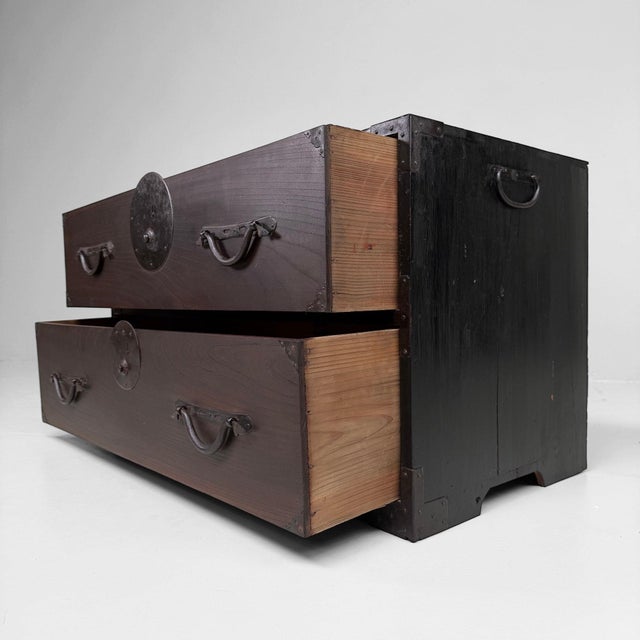 ​Low Japanese Tansu Chest of Drawers, 1890s For Sale - Image 4 of 13