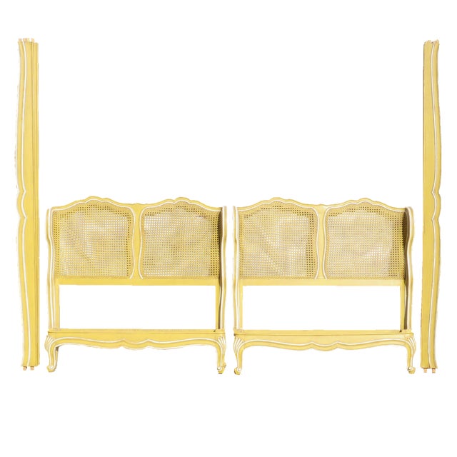 Vintage Louis XV Style Cane Beds W/ Painted & Scalloped Frames, Pair For Sale In Tulsa - Image 6 of 10