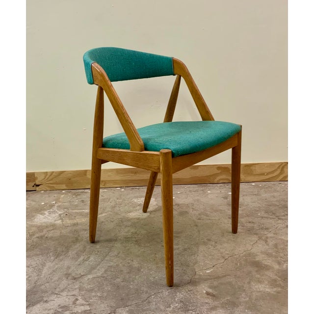 Kai Kristiansen 1960s 4 Dining Room Chairs Model 31 Made in Teak, Attributed to Kai Kristiansen For Sale - Image 4 of 8