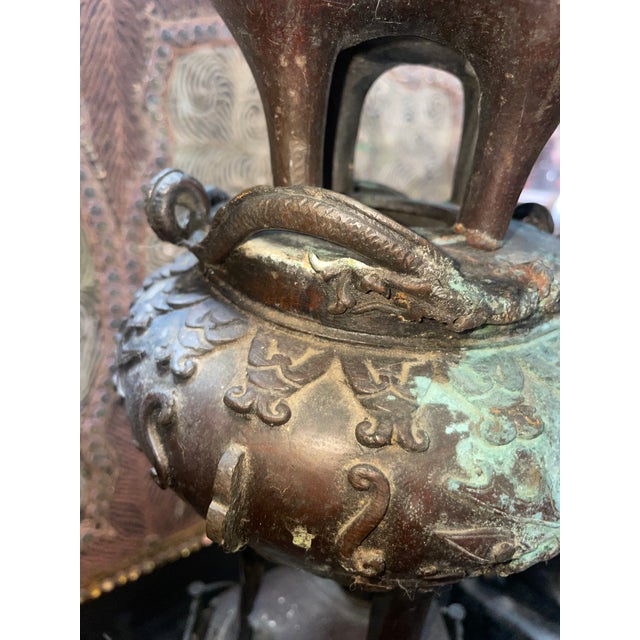Late 19th Century Japanese Meiji Period (1868-1912) Bronze ‘Koro’ or Incense-Burner For Sale In San Diego - Image 6 of 12