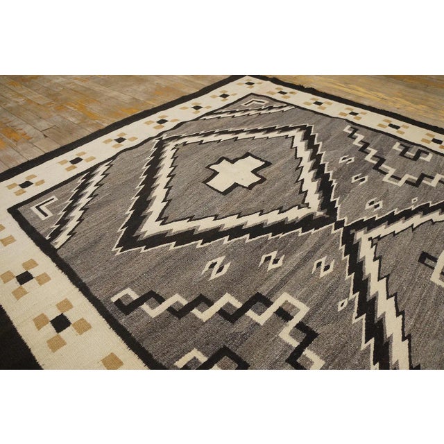 1930s Gray Geometric Antique American Navajo Rug 4'8'' X 7'9'' Flat Weave Wool Carpet For Sale - Image 4 of 12