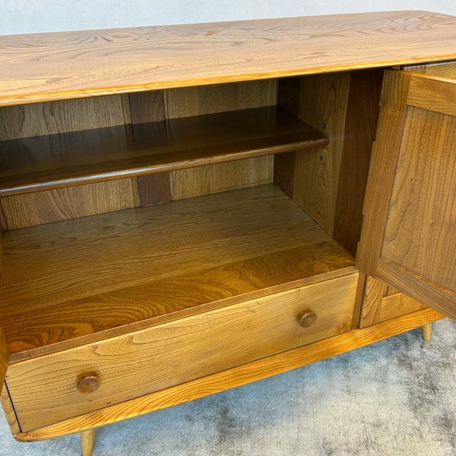 Model 467 Elm Sideboard by Lucian Ercolani for Ercol, 1950s For Sale - Image 9 of 18