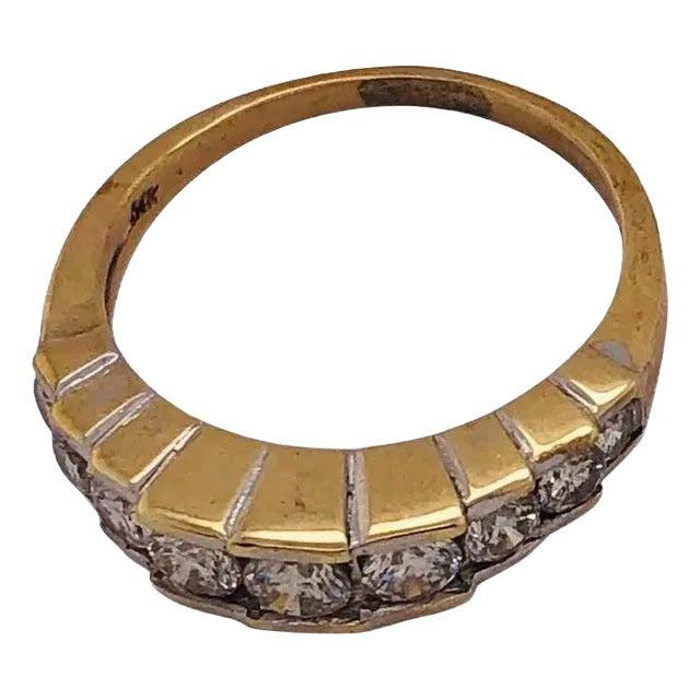 14 Karat Yellow Gold and Graduating Nine Diamond Anniversary Ring 1.00 TDW, Size 7 For Sale