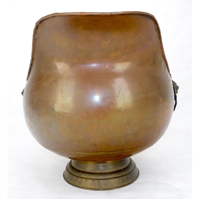 Early 20th Century Large Made in Holland Antique Copper Coal Scuttle w/ Brass Ceramic Handle For Sale - Image 5 of 8