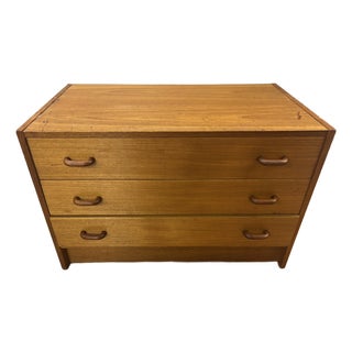 Vintage Danish Modern 3-Drawer Credenza (Domino Møbler) – For Sale